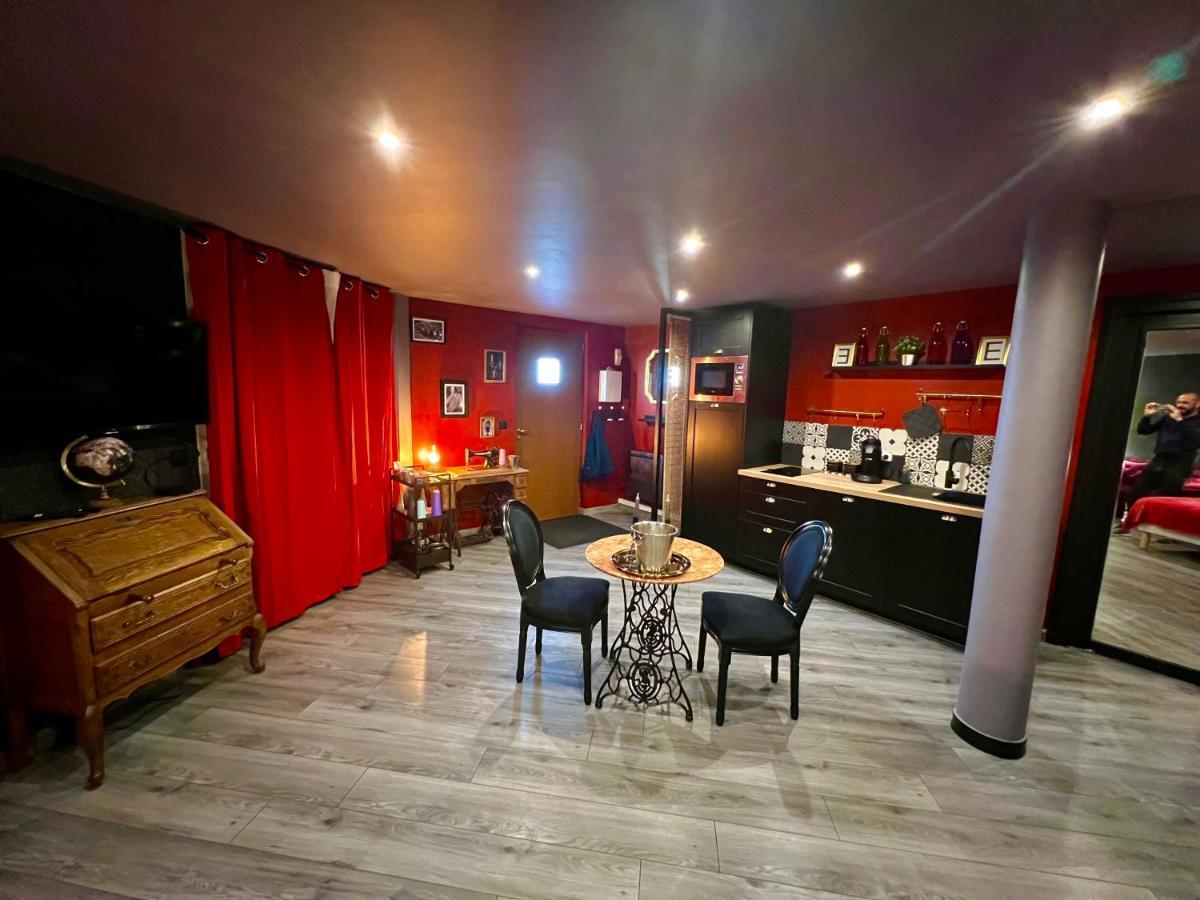 Apartamento L'Escape Calais Exterior foto
